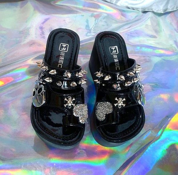 Goth Punk Y2K Skull and Studs Black Patent Leather Platform Outdoor Slippers